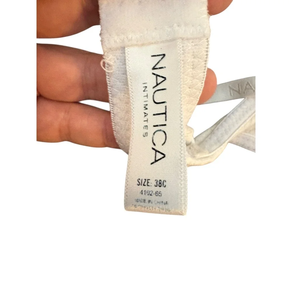 Nautica Intimates White Lightly Lined Bra Size 38C Underwire‎ Stretch Knit